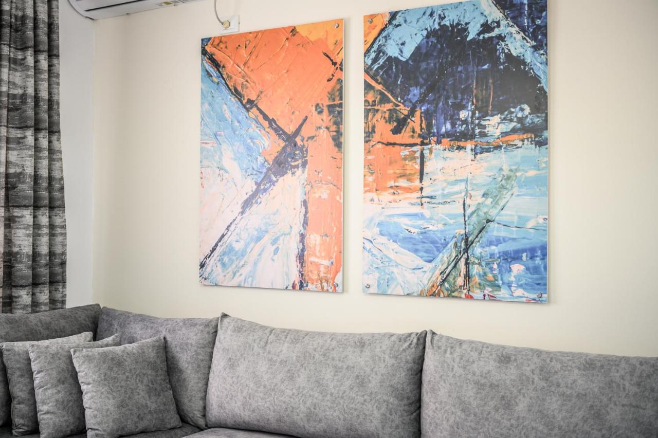 Miku Apartment-City Walk 1Bd Stylish Apartment Tiranë Eksteriør bilde