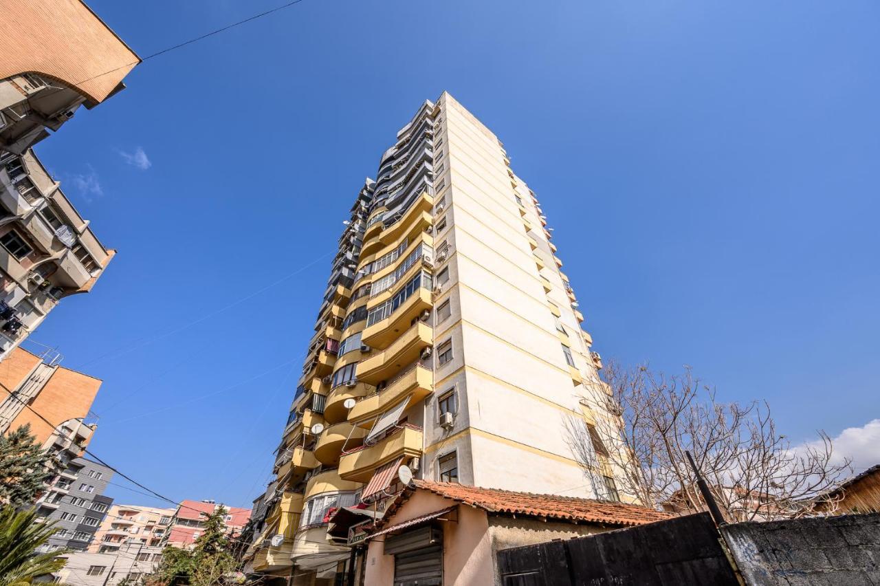 Miku Apartment-City Walk 1Bd Stylish Apartment Tiranë Eksteriør bilde