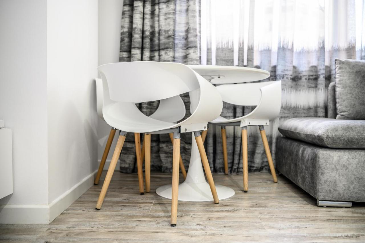 Miku Apartment-City Walk 1Bd Stylish Apartment Tiranë Eksteriør bilde